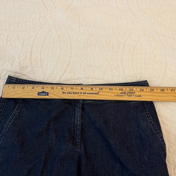 Talbots Denim Lightweight Bermuda Shorts size 4 - Picture 8 of 11